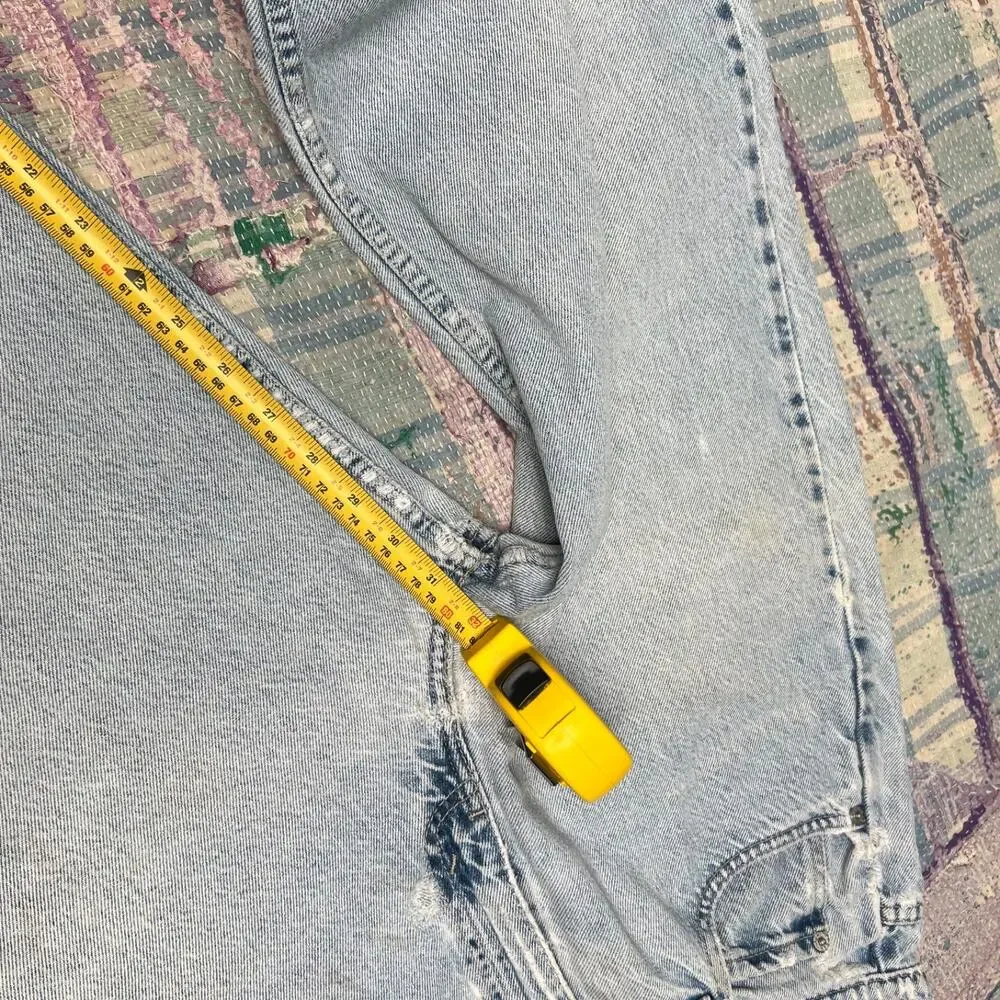 Vintage Levis L2 Baggy Fit Jeans Mens 30x31 Light Wash Denim Streetwear